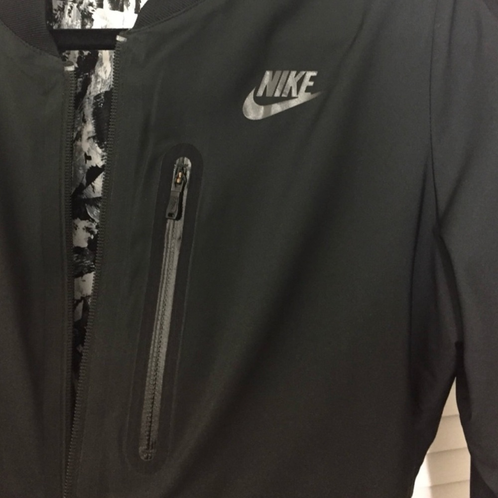 Reversible Nike Jacket With Wind Resistance. - image 1